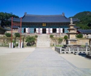 12 Famous Buddhism Temples Around The World