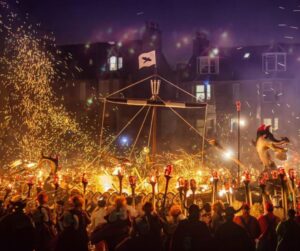 15 Most Famous Festivals Around The World 
