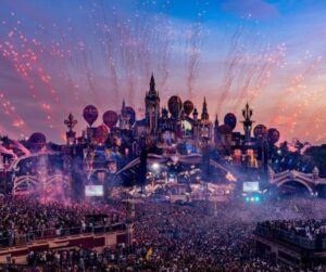 15 Most Famous Festivals Around The World (1)