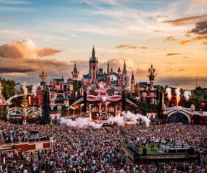 10 Famous Music Festivals Around The World