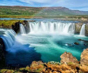 Top 15 Most Beautiful and Famous Waterfalls in the world