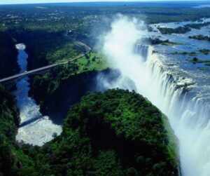 Top 15 Most Beautiful and Famous Waterfalls in the world