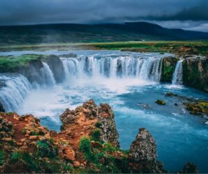 Top 15 Most Beautiful and Famous Waterfalls in the world