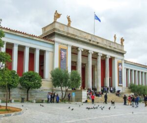 Top 15 Famous Museums In the World
