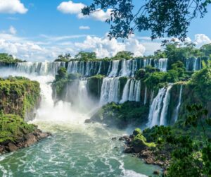 Top 15 Most Beautiful and Famous Waterfalls in the world