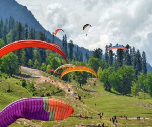 10Famous Tourist Places In Himachal Pradesh