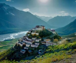 10 Famous Tourist Places In Himachal Pradesh