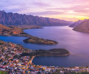 Explore 15 Famous Tourist Places In New Zealand