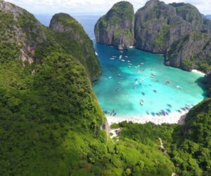 Top 10 Best Beaches in the world