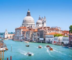 These are The 15 Best Places to Visit in Venice
