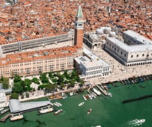 These are The 15 Best Places to Visit in Venice